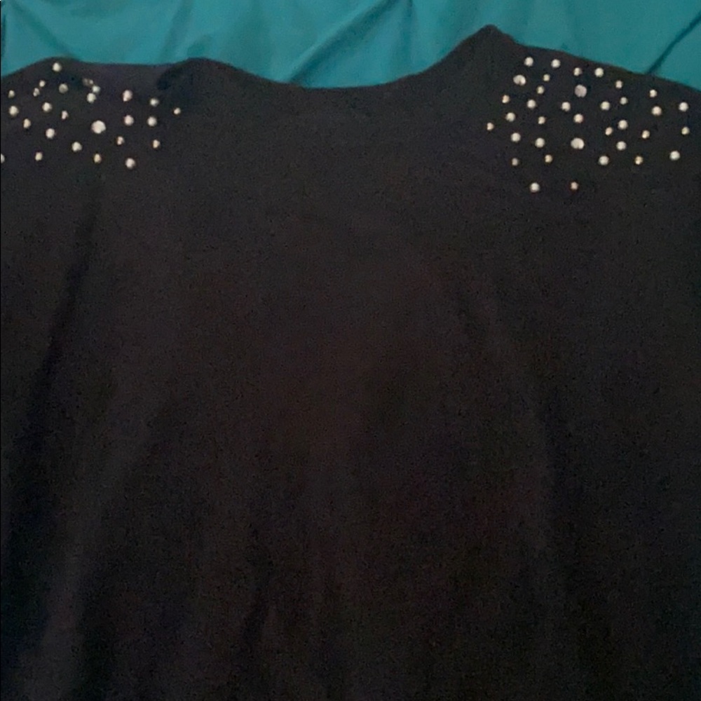 Black fitted shirt